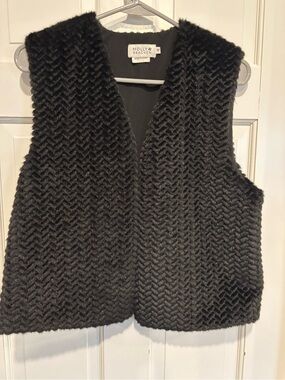 Molly Bracken Black Chevron Faux Fur Vest